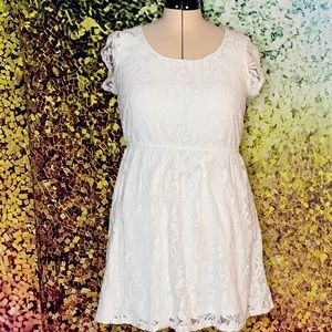 White lace dress - Size XL